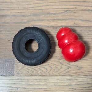 Kong classic + Kong tires dog durable treat dispenser toys, size large